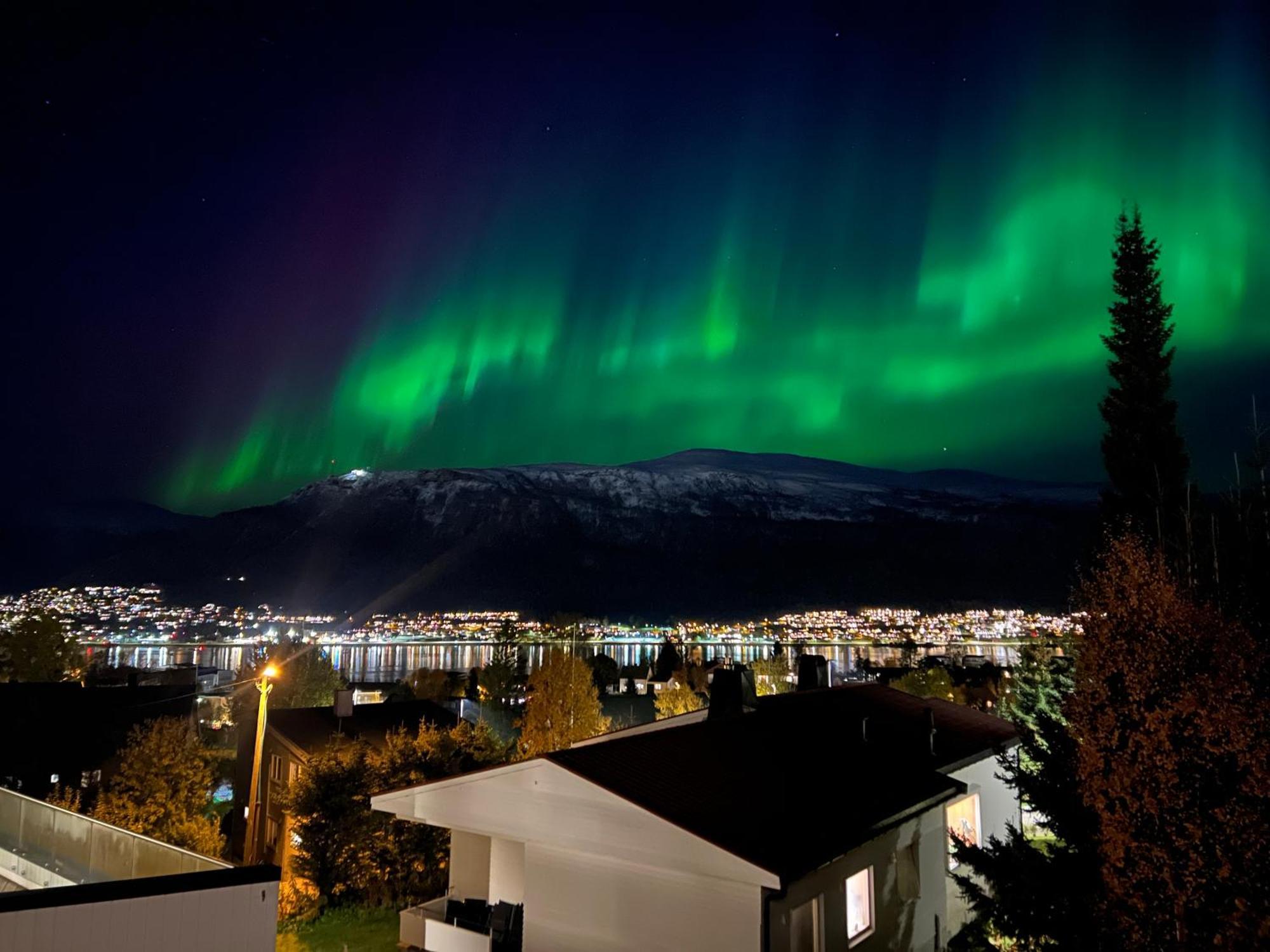 Arctic Escape Close To Tromso Center Экстерьер фото